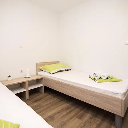 Luxury Mobile Homes Liza Biograd Na Moru Exterior photo